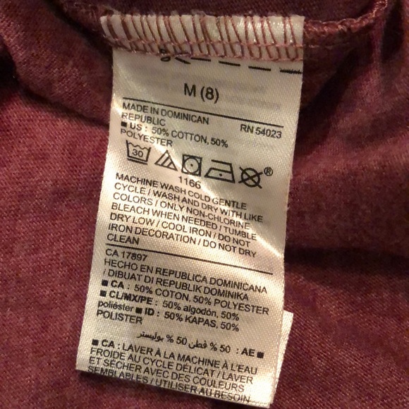 Old Navy “Intelligence Is Beautiful” Short Sleeved Grey Collar, Wine T-Shirt - Picture 5 of 7